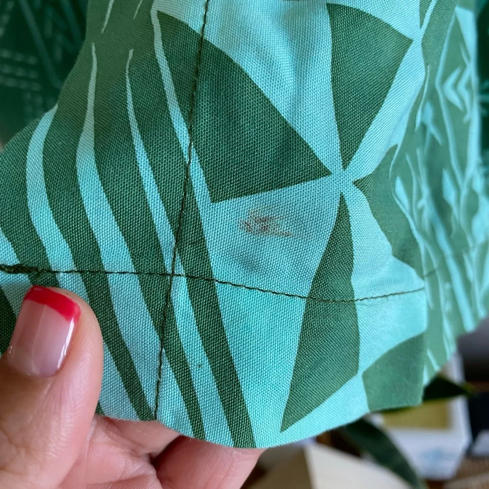 Missing Polynesian men’s aloha shirt - Picture 2 of 5